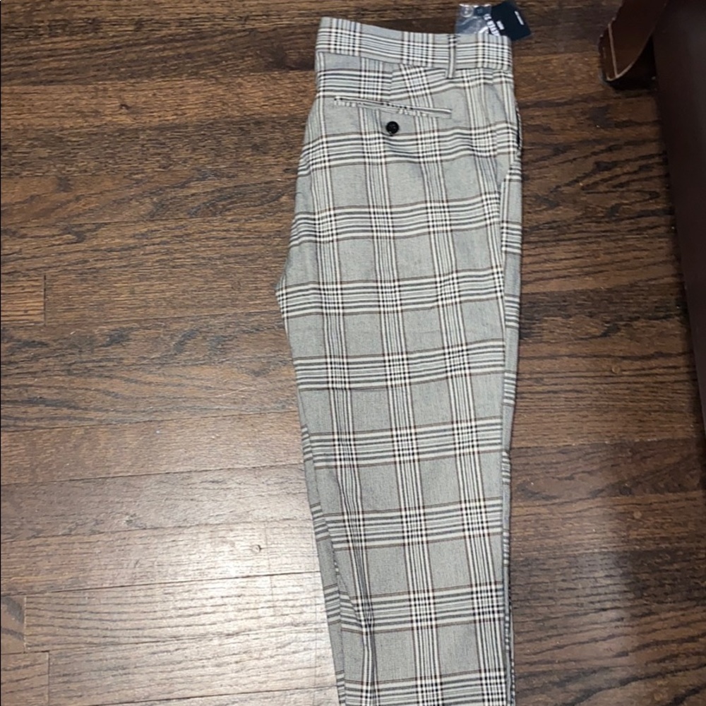 Men’s 32 waste Plaid gray pants Forever 21